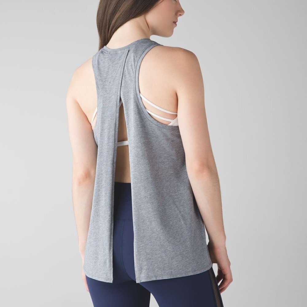Lululemon All Tied Up Tank in Heathered Grey